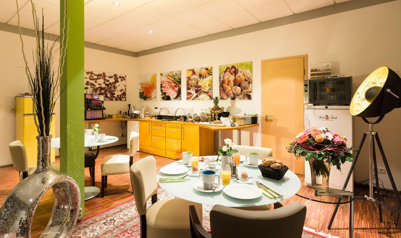 Wuschl Lounge Hotel Kuhbach  Ngoại thất bức ảnh