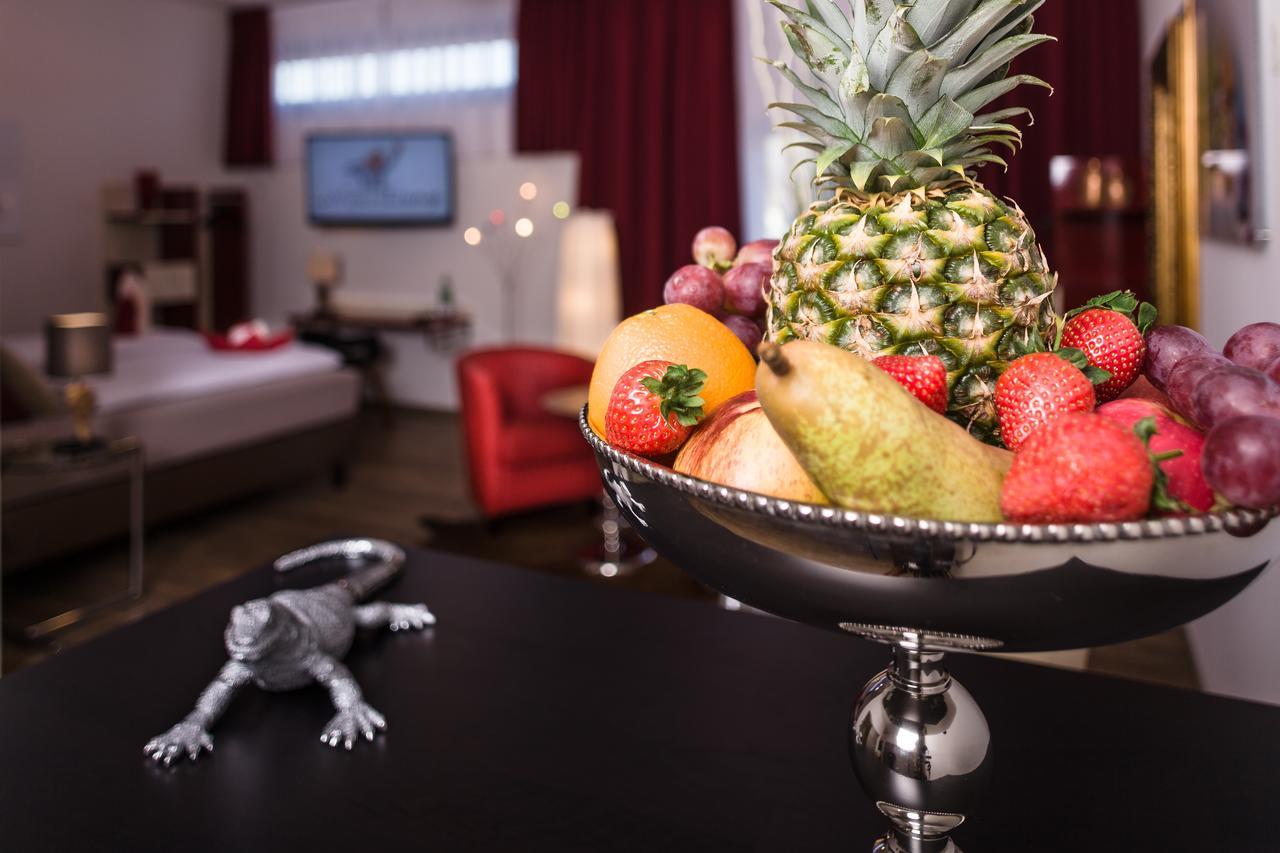 Wuschl Lounge Hotel Kuhbach  Ngoại thất bức ảnh