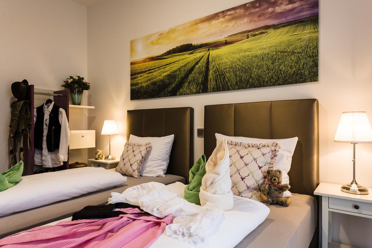 Wuschl Lounge Hotel Kuhbach  Ngoại thất bức ảnh