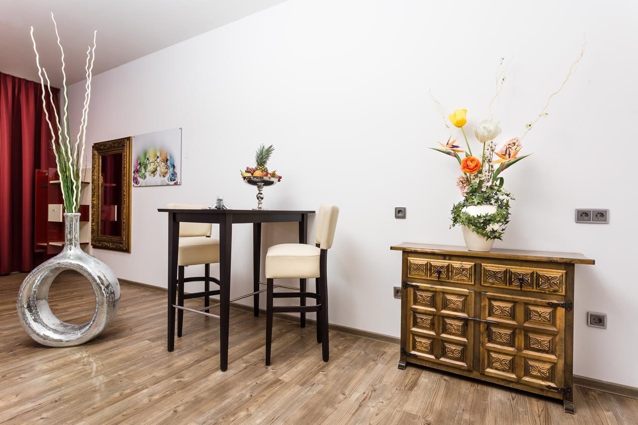 Wuschl Lounge Hotel Kuhbach  Ngoại thất bức ảnh